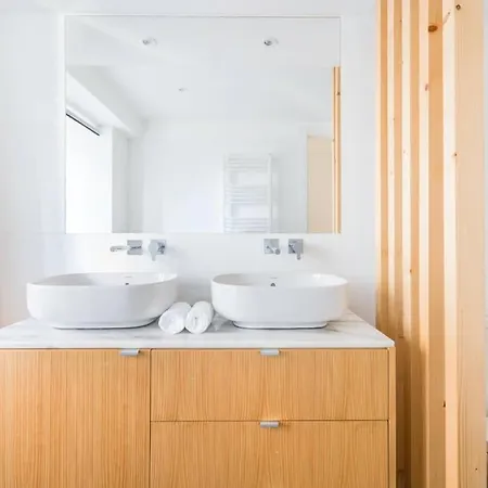 Апартаменты Charming Duplex With Private Terrace And Parking