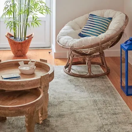 Apartman Charming Duplex With Private Terrace And Parking