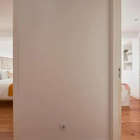 Charming Duplex With Private Terrace And Parking Διαμέρισμα *