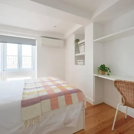 Charming Duplex With Private Terrace And Parking